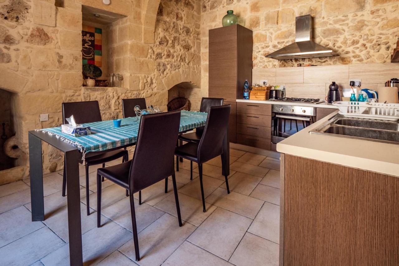 250 Yo Tal-Bambinu Boutique Farmhouse Xagħra Extérieur photo