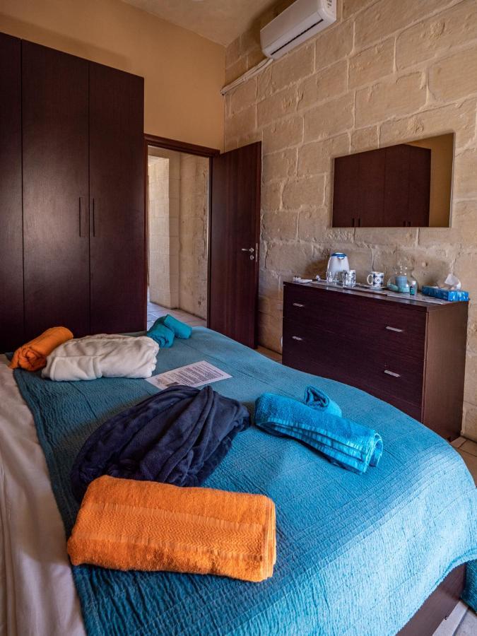 250 Yo Tal-Bambinu Boutique Farmhouse Xagħra Extérieur photo