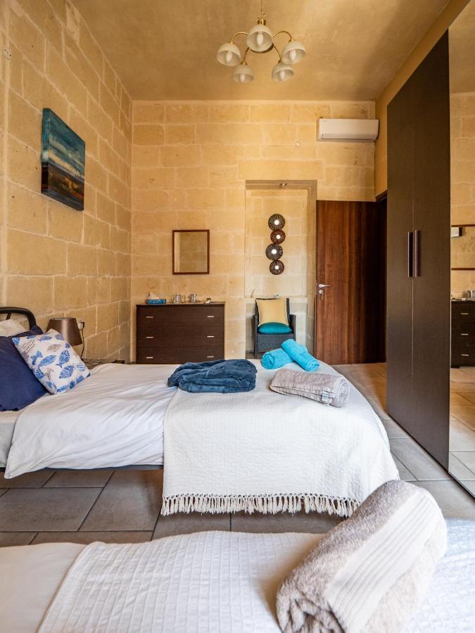 250 Yo Tal-Bambinu Boutique Farmhouse Xagħra Extérieur photo