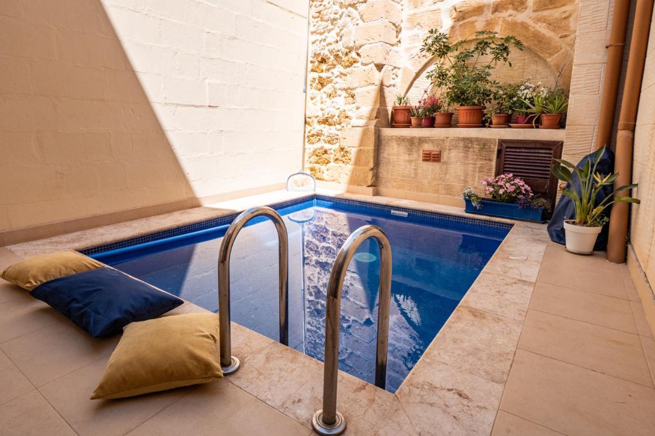 250 Yo Tal-Bambinu Boutique Farmhouse Xagħra Extérieur photo